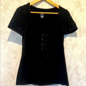 Torrid Black Foxy Sweetheart Lace Top with Tie Front